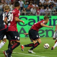  Soi kèo AC Milan vs Cagliari, 2h30 ngày 11/02, Serie A