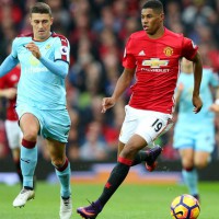  Soi kèo Burnley vs Man Utd, 20h15 ngày 23/4