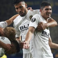  Soi kèo UEFA Europa League: Tài xỉu Valencia vs Villarreal, 02h00 ngày 19/04
