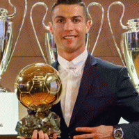  Đánh bại Messi, Cristiano Ronaldo giành Quả Bóng Vàng 2016