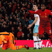  Phil Neville: “Cần 2 điều vô cùng quan trọng để Liverpool lên ngôi ở EPL”